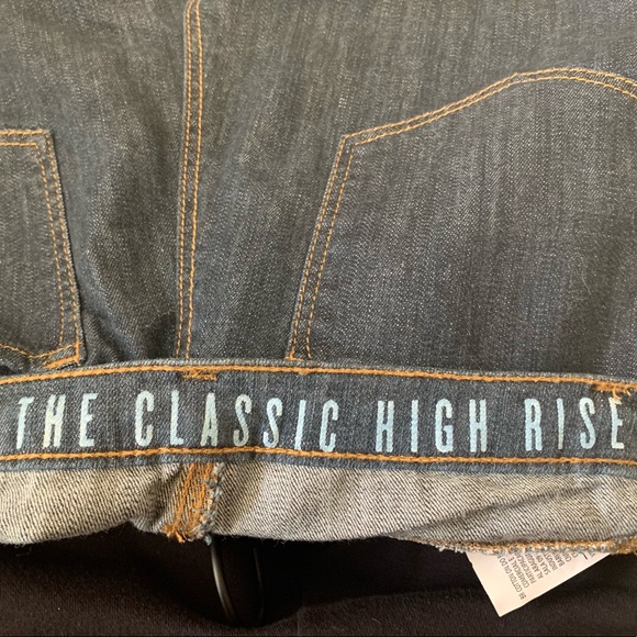 High Rise Shorts - Picture 4 of 4